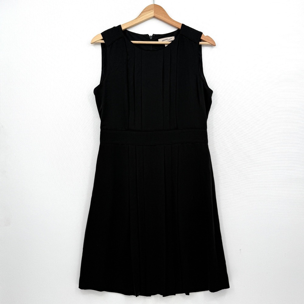 Banana Republic Pleated Fit Flare Dress Women 8 Black Office Professional